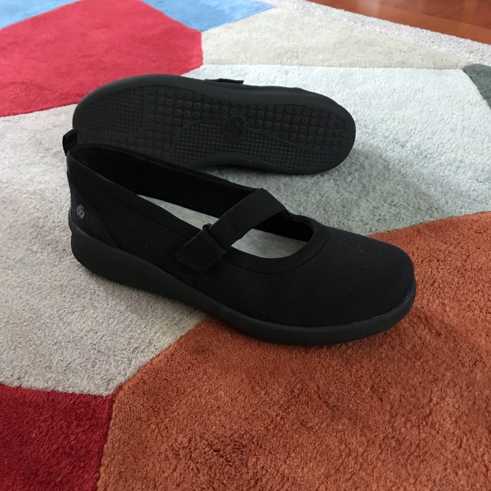 Clarks - Picture 10 of 10